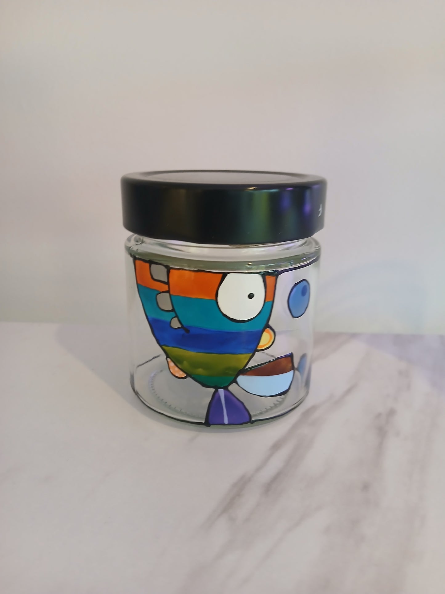 Petit pot peint à la main