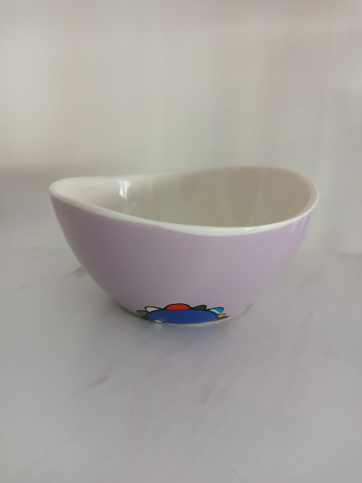 Petit bol peint à la main
