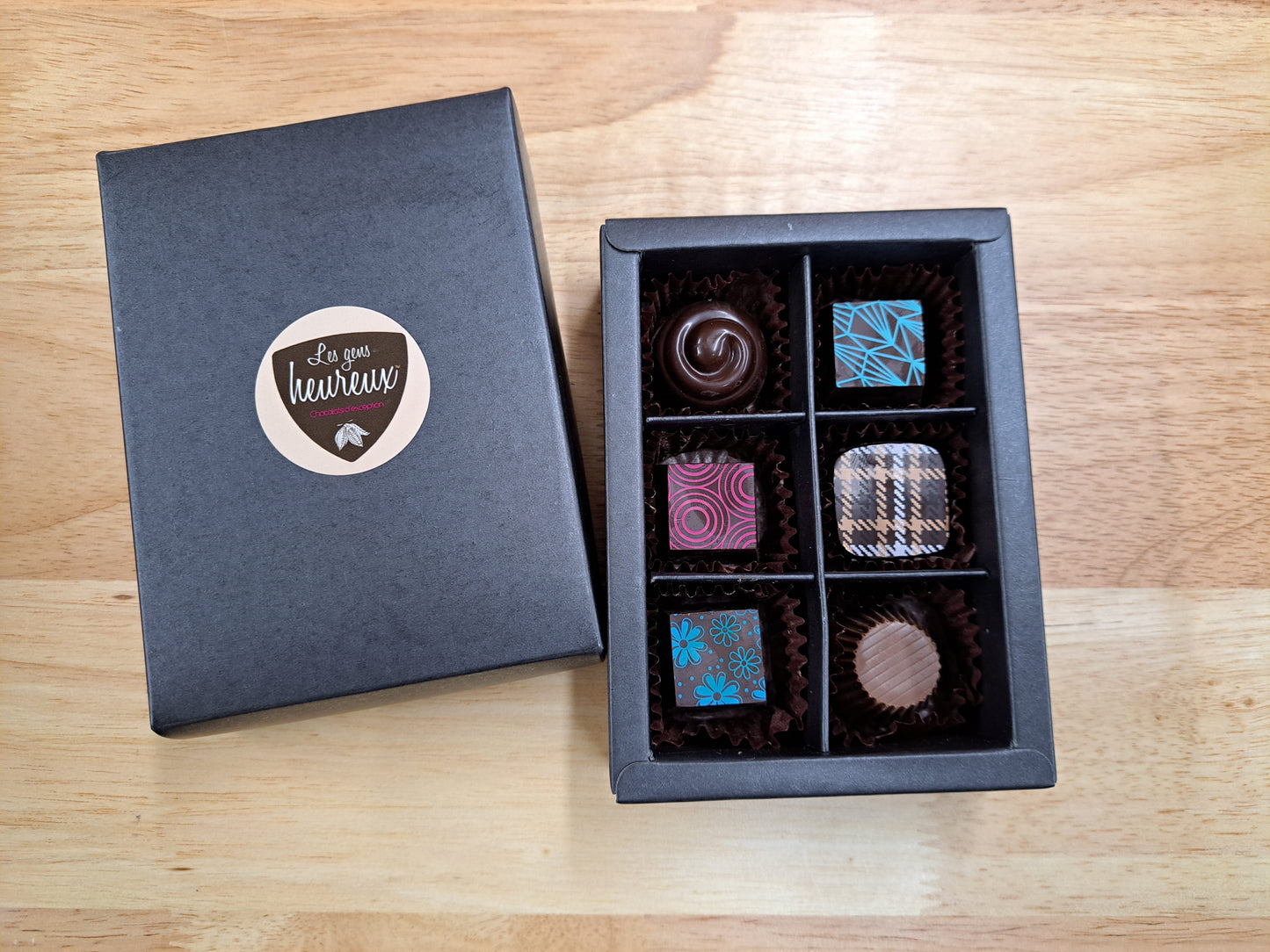 La classique boîte de chocolats (saveurs assorties)