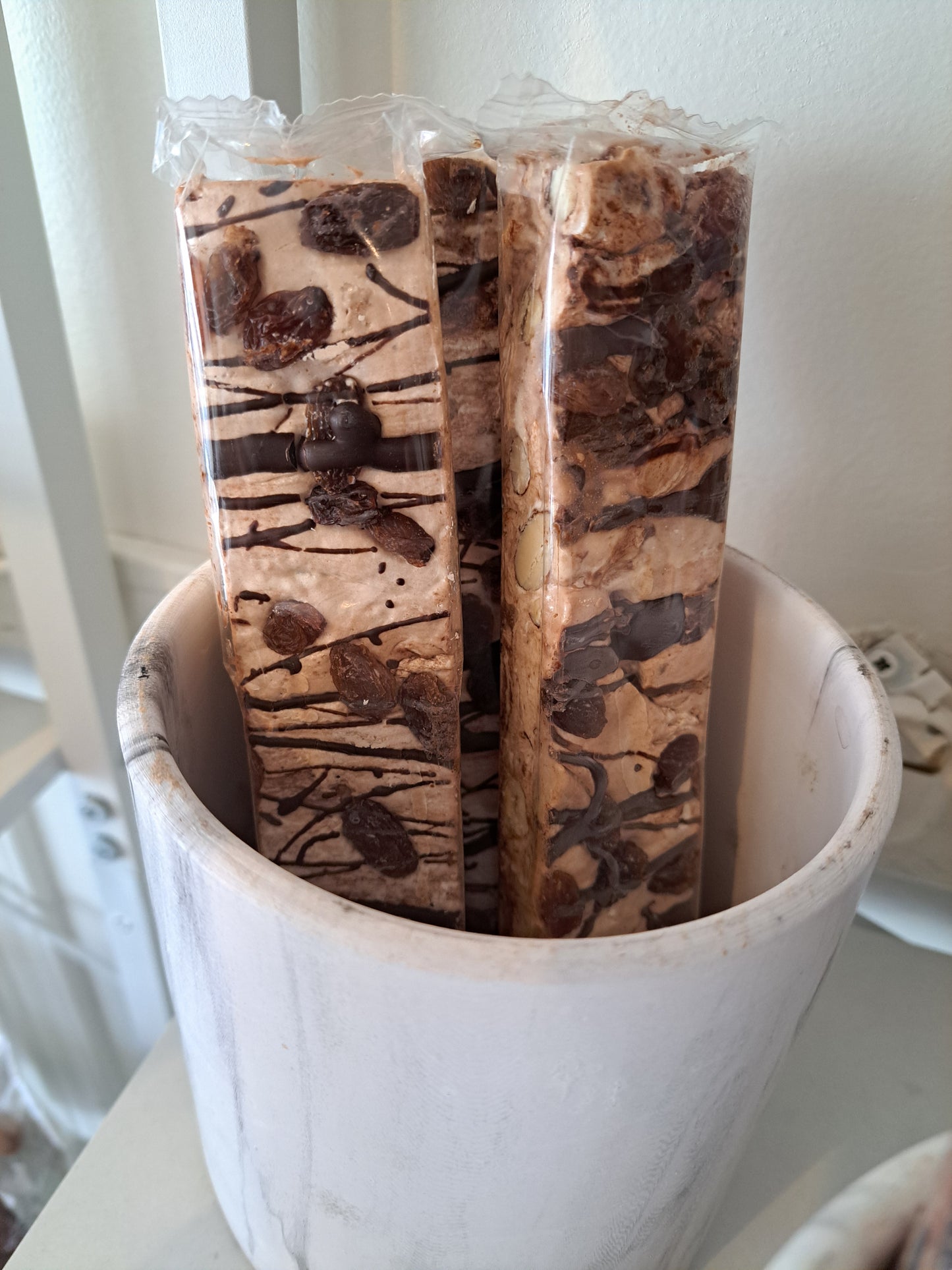 Nougat tendre avec raisins et rhum