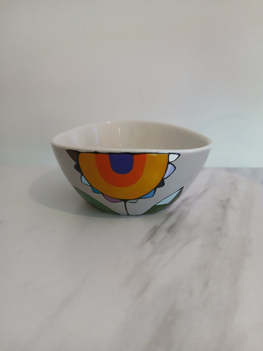 Petit bol peint à la main